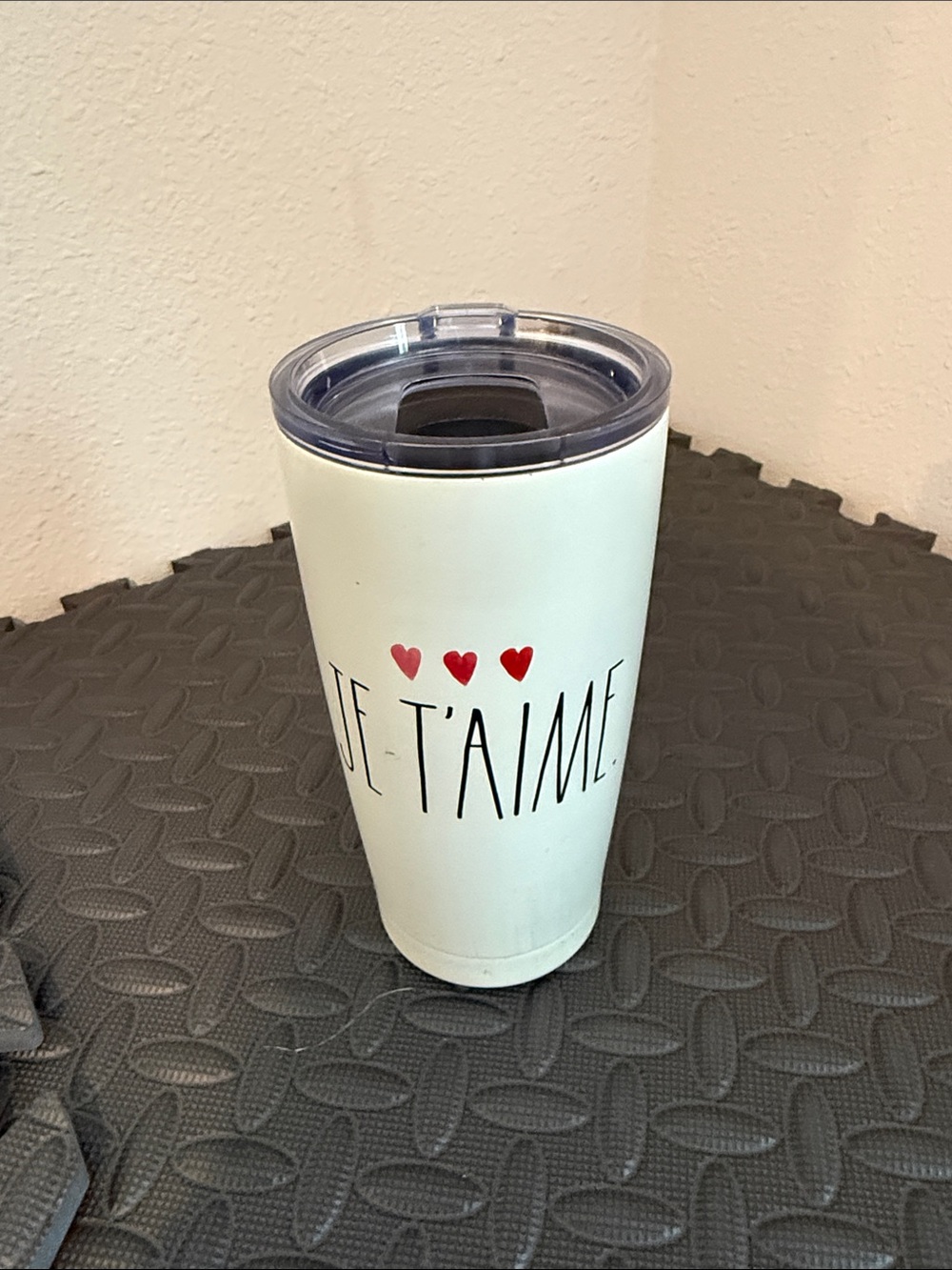 Rae Dunn White 'Je T'aime' Travel Tumbler with Red Hearts